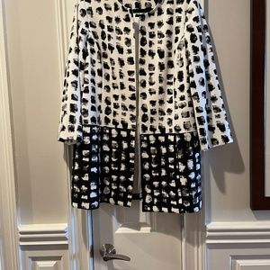 Collarless open-front blazer